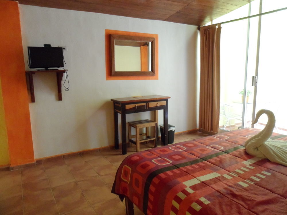 Hotel El Hormiguero Playa del Carmen Dış mekan fotoğraf