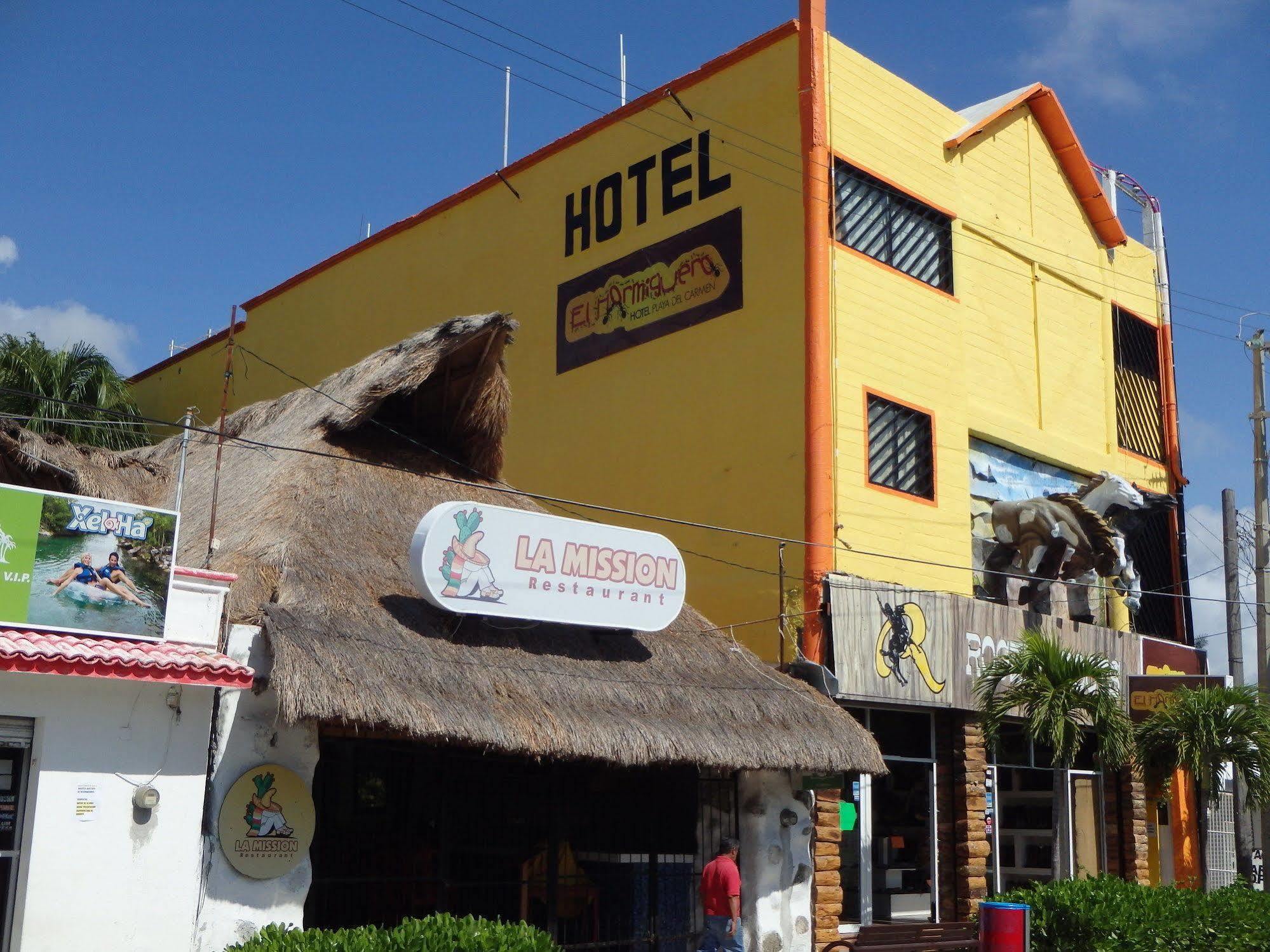 Hotel El Hormiguero Playa del Carmen Dış mekan fotoğraf
