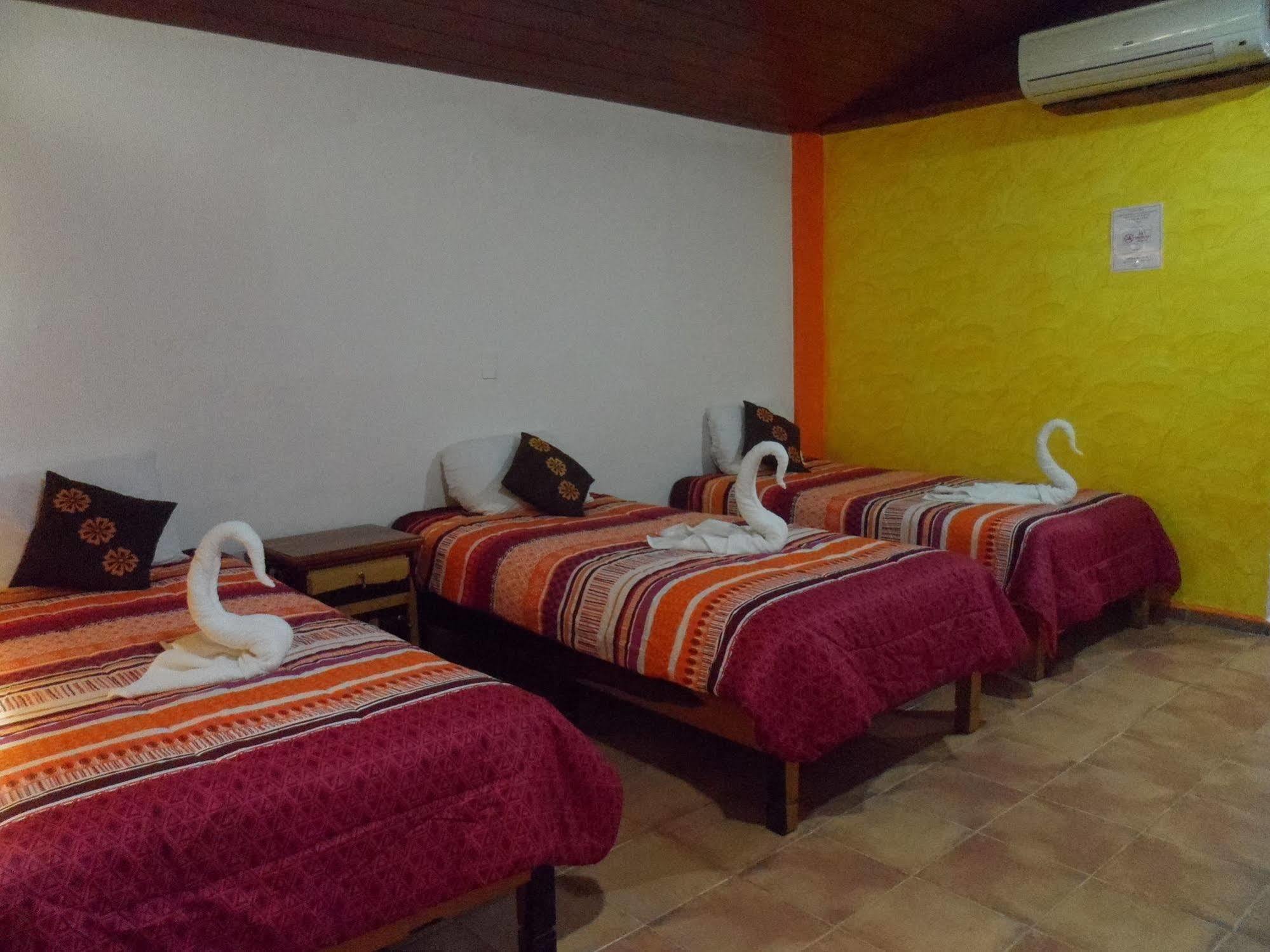 Hotel El Hormiguero Playa del Carmen Dış mekan fotoğraf